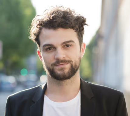 Photo of Ethan Caldwell